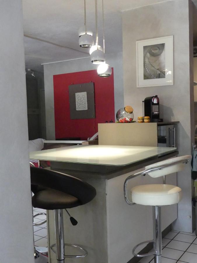 Un Pied-A-Terre Au Centre De Papeete Apartman Papeete  Kültér fotó